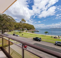 4 'Collendina' 19 Kurrawa Close - fantastic water views and sea breezes