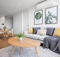 61 Boutique one-bedroom Boxhill Central Mall - Winery Find