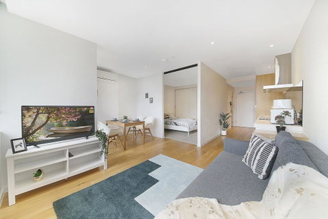 A Spacious & Modern Home Next To Southern Cross - Winery Find 2
