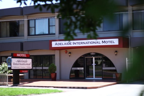 Adelaide International Motel - Winery Find 2