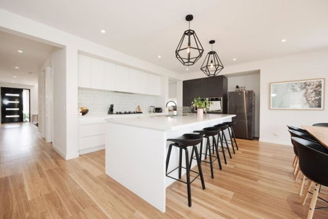 EDEN Spacious Torquay Family Escape - Winery Find 4