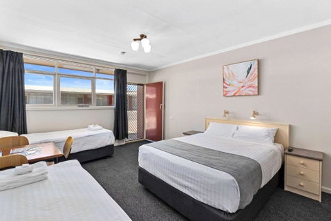Econo Lodge Port Augusta - Winery Find 1