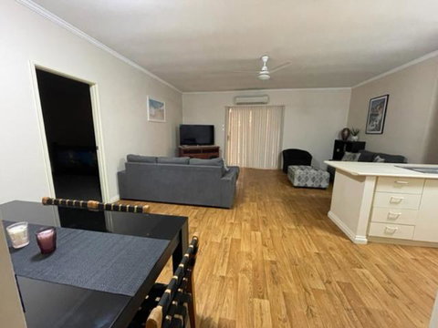 Four Bedroom House On Masters South Hedland - Winery Find 2