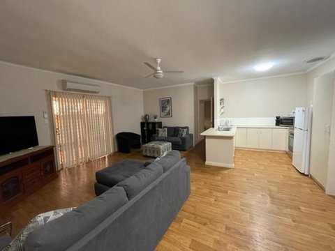 Four Bedroom House On Masters South Hedland - Winery Find 4