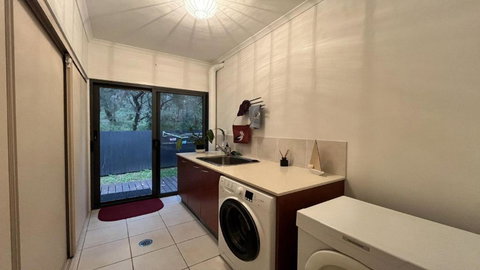 Gallery Place - Winery Find 4