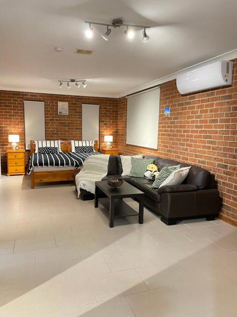 Garden Hideaway - Winery Find 2