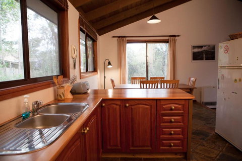 Geebung Cottage - Winery Find 2