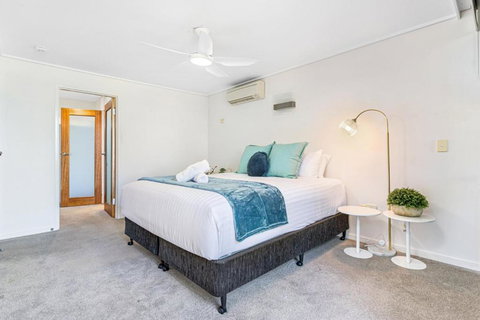 Gentle Waves Retreat Villa - Winery Find 2