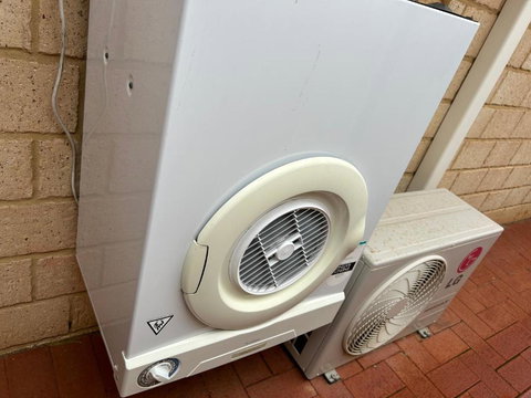 Geraldton Luxury Vacation Home With Free Streaming - Winery Find 1