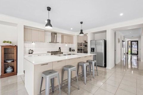 Getaway On The Rise - Winery Find 2