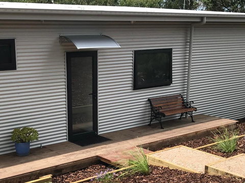 Gillys Guesthouse - Winery Find 3