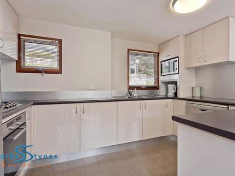 Golden Eagle 5 - Winery Find 3