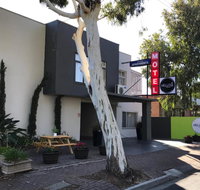 Hello Adelaide Motel and Apartments - Winery Find