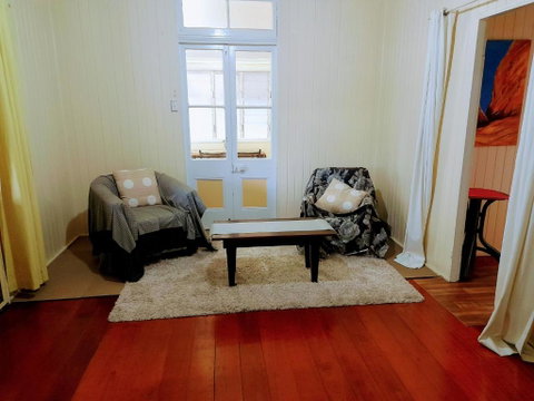 Home At The Beach In Ingham - Winery Find 3
