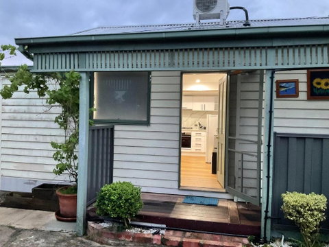 Hughesdale Private Studio - Winery Find 1