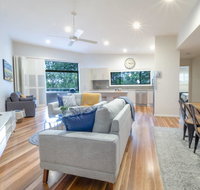 Ait Shona - Happy Place. Apt 10 Haven on the Park - Winery Find