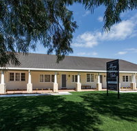Albany Holiday Units - Winery Find
