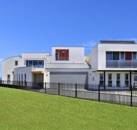 Albatross - Whale watch from the house - Winery Find