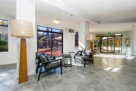 Alpha Hotel Canberra - Winery Find 3