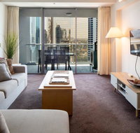 Amazing Brisbane CBD 2 Bedroom Apartment With River Views - Winery Find