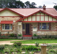 Amongst the Vines Deluxe Retreat - Winery Find