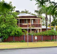 Anchorage Guest House and Self-contained Accommodation - Winery Find