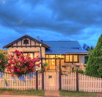 Andavine House - Bed  Breakfast - Winery Find