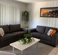Andergrove Home with a Garden View-Wi-fi Netflix - Winery Find
