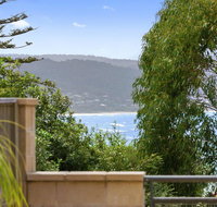 APARTMENT 23 PACIFIC APARTMENTS - sit on the deck and soak in the view - Winery Find