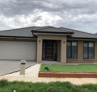 Apple House Upper Point Cook - Winery Find