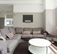 Apt - Sunny with Views - Winery Find