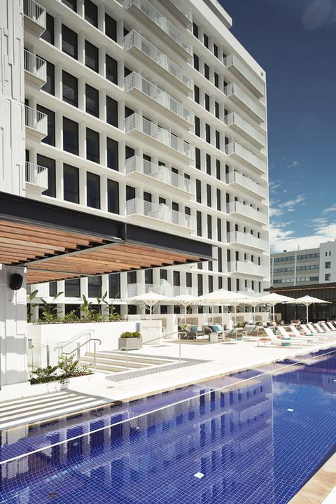 Art Series - The Johnson - Winery Find 3