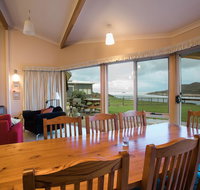 Arthur Riverfront and Sea Lodge Upstream - Winery Find