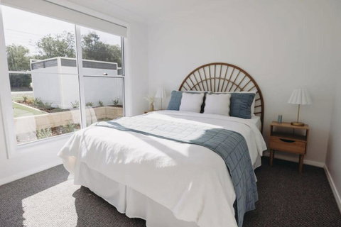 Macquarie - Sleek & Stylish, Countryside Views - Winery Find 1