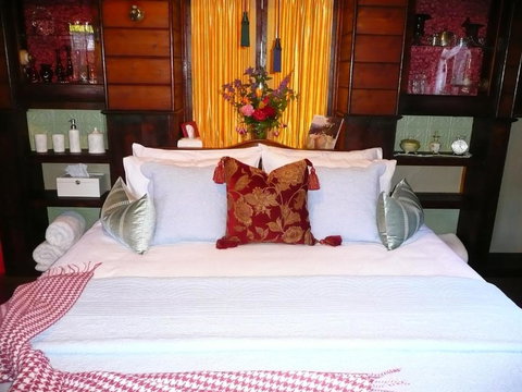 Madam Saddler - On Fraser Clunes - Winery Find 1