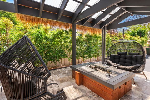 Maggie Mae - Winery Find 2