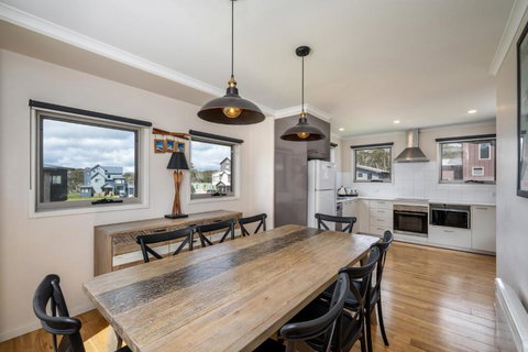 Magic Mountain - Winery Find 2