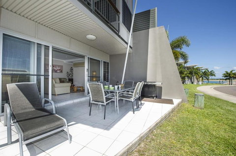 Magnetic Docks Townhouse 9 - Winery Find 2