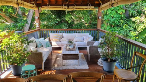 Magnetic Mango Escape - Winery Find 2