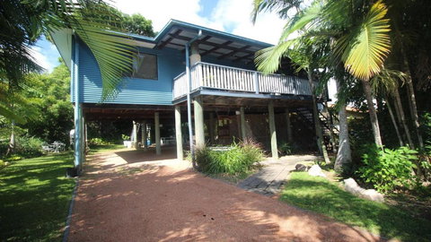 Magnetic Mango Escape - Winery Find 1