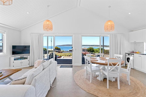 Magnolia - Winery Find 0