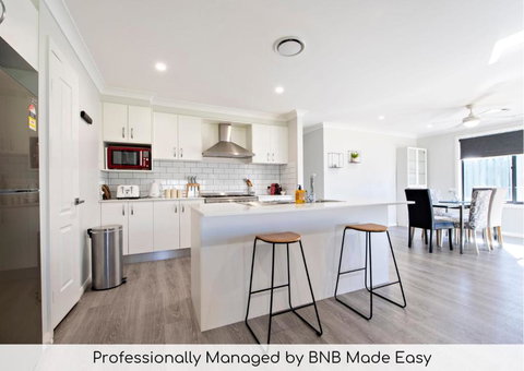 Magnolia Entertainer - Firepit, Pets Welcome - Winery Find 0