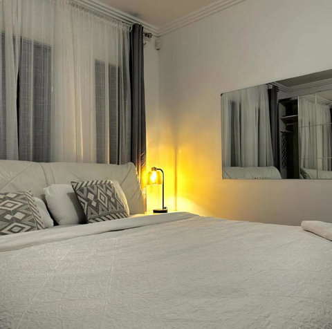 Mahzan Room 6 - Winery Find 0