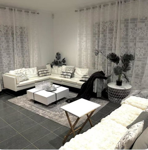 Mahzan Room 6 - Winery Find 2