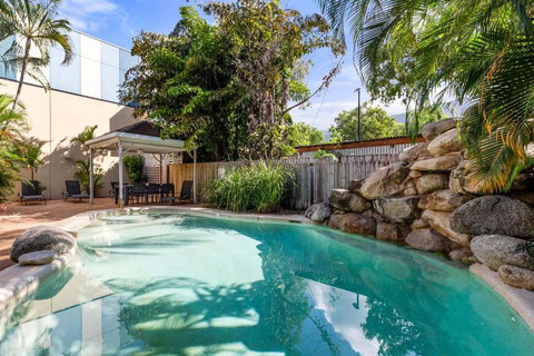 Mai At Coral Horizons: A Relaxed Beach Retreat - Winery Find 2