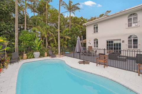 Malibu Beach House - Winery Find 0