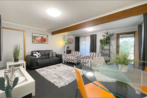 Mandala Lodge - Winery Find 2