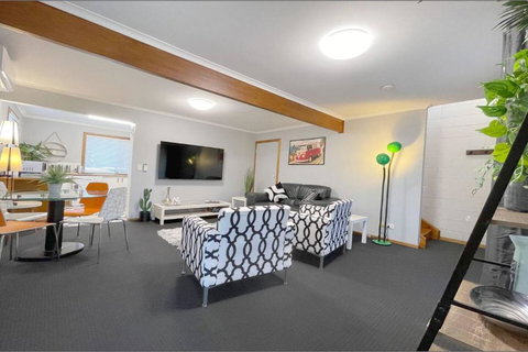 Mandala Lodge - Winery Find 1