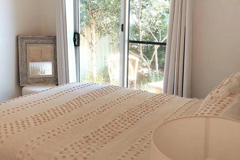 Mango Tree Cottage - Winery Find 3