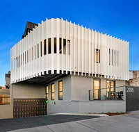 Manhattan Apartments - Glen Iris - Winery Find